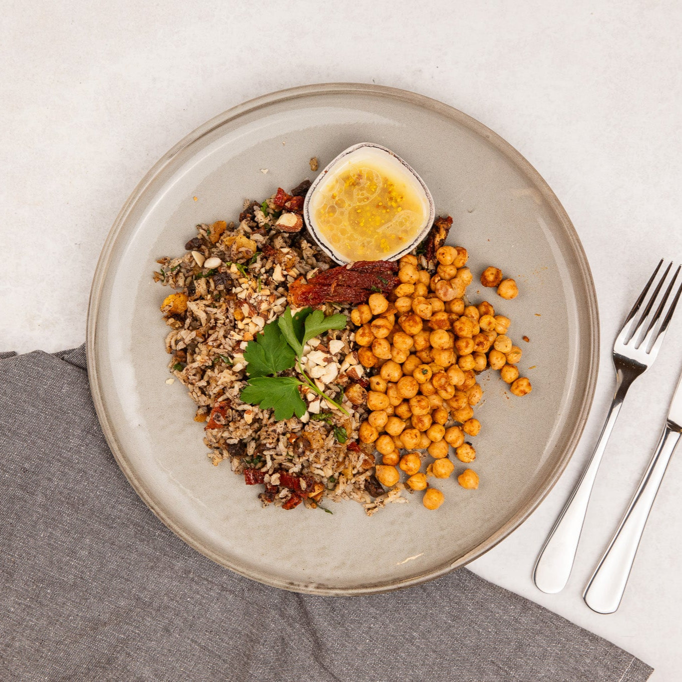 Brown Rice Pilaf with Moroccan Chickpeas (V)