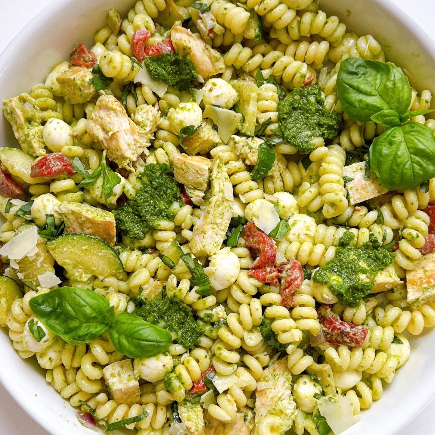 Chicken Pesto Pasta (FROZEN)