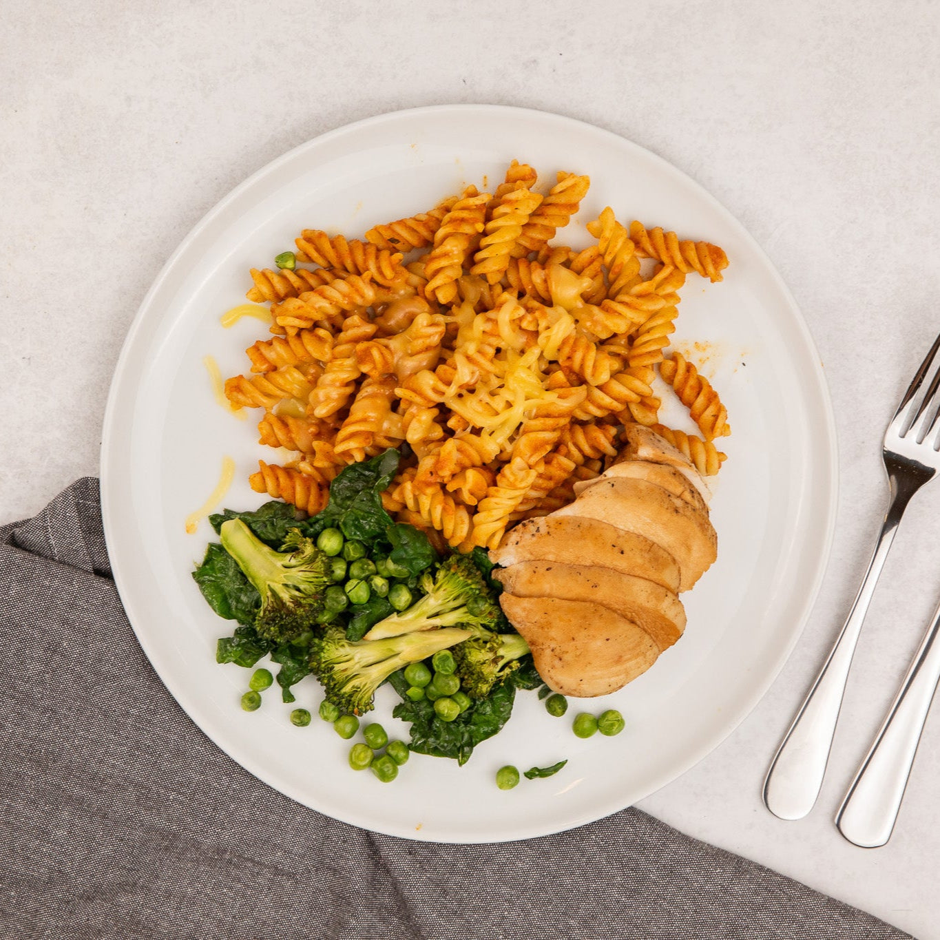 Creamy Capsicum & Tomato Chicken Pasta